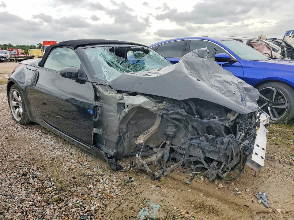 2009 Nissan 350z VIN JN1BZ36A19M550185 COPART salvage auction — FRONT END, Tx - Salvage Vehicle Title, sold $350 on 2026-07-10 (photo 4)