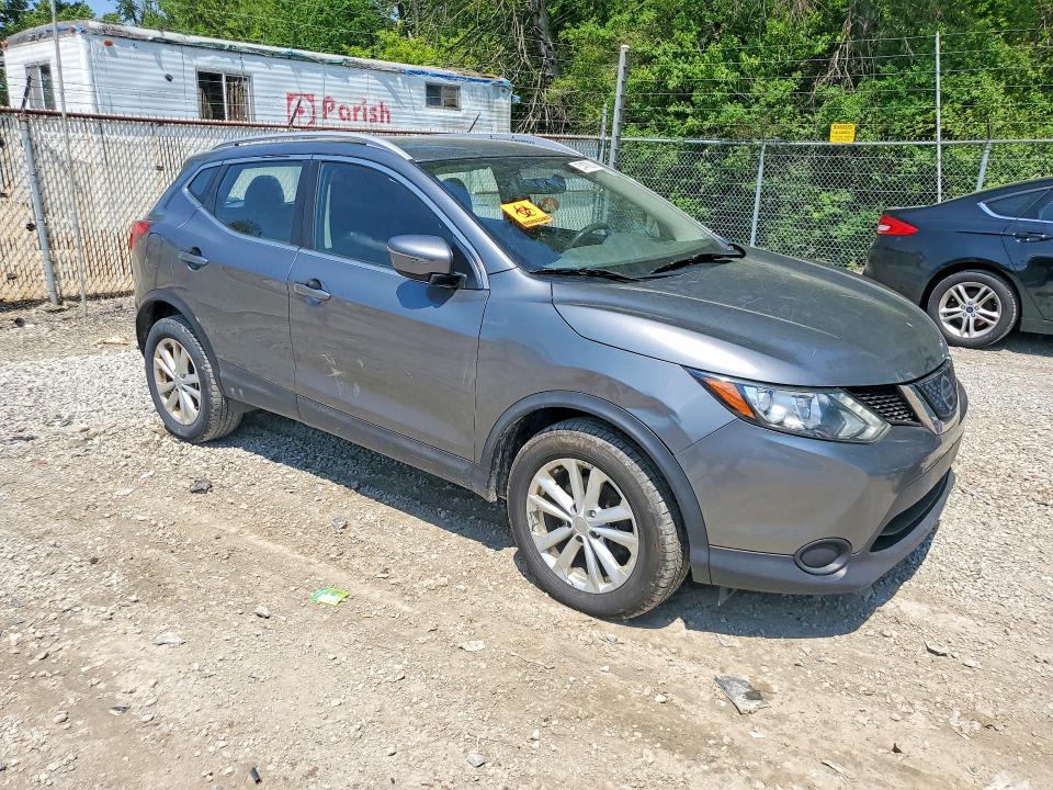 2018 Nissan VIN JN1BJ1CR9JW250392 COPART salvage auction — MINOR DENT/SCRATCHES, Oh - Certificate Of Title, sold $2,600 on 2026-07-29 (photo 4)