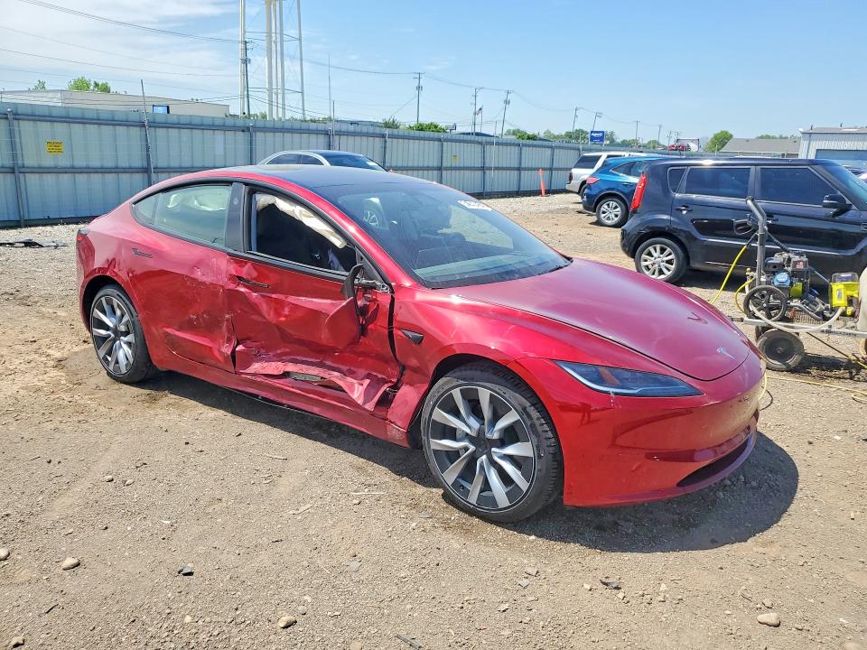2025 Tesla Model 3 VIN 5YJ3E1EB6SF916376 COPART salvage auction — SIDE, Il - Salvage Certificate, sold $12,400 on 2026-07-29 (photo 4)