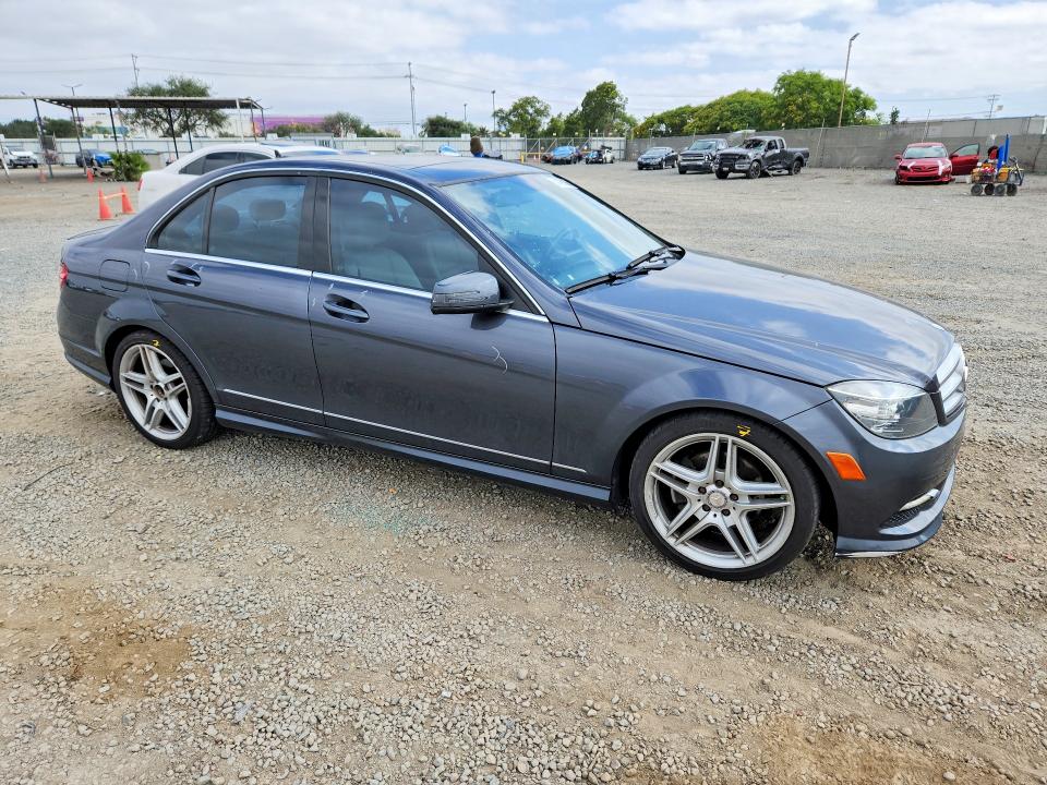 2011 Mercedes-benz C class VIN WDDGF5EBXBR174151 COPART salvage auction — SIDE, CA - SALVAGE CERTIFICATE, sold $1,000 on 2026-08-18 (photo 4)
