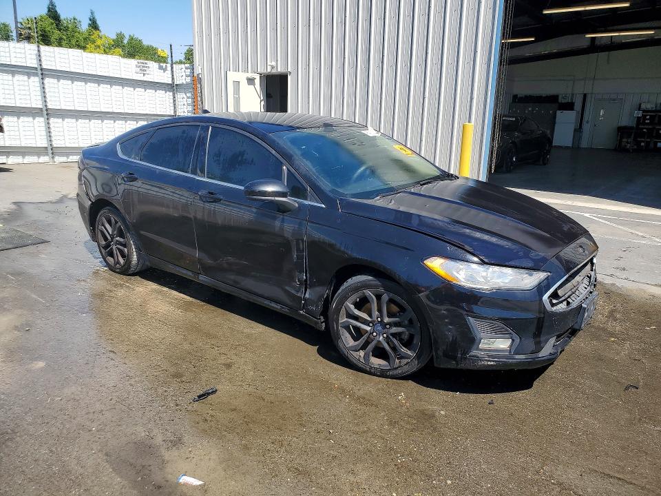 2019 Ford Fusion VIN 3FA6P0HD8KR179216 COPART salvage auction — SIDE, CA - CERTIFICATE OF TITLE, sold $400 on 2026-07-09 (photo 4)