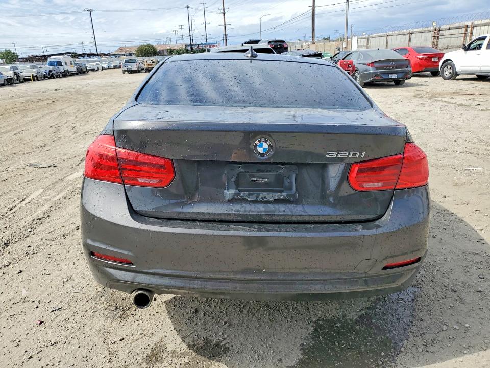 2016 BMW 3er VIN WBA8A9C57GK616964 COPART salvage auction — FRONT END, Ca - Dlr/Dis/Exp Only Salvage Title, sold $650 on 2026-07-06 (photo 6)