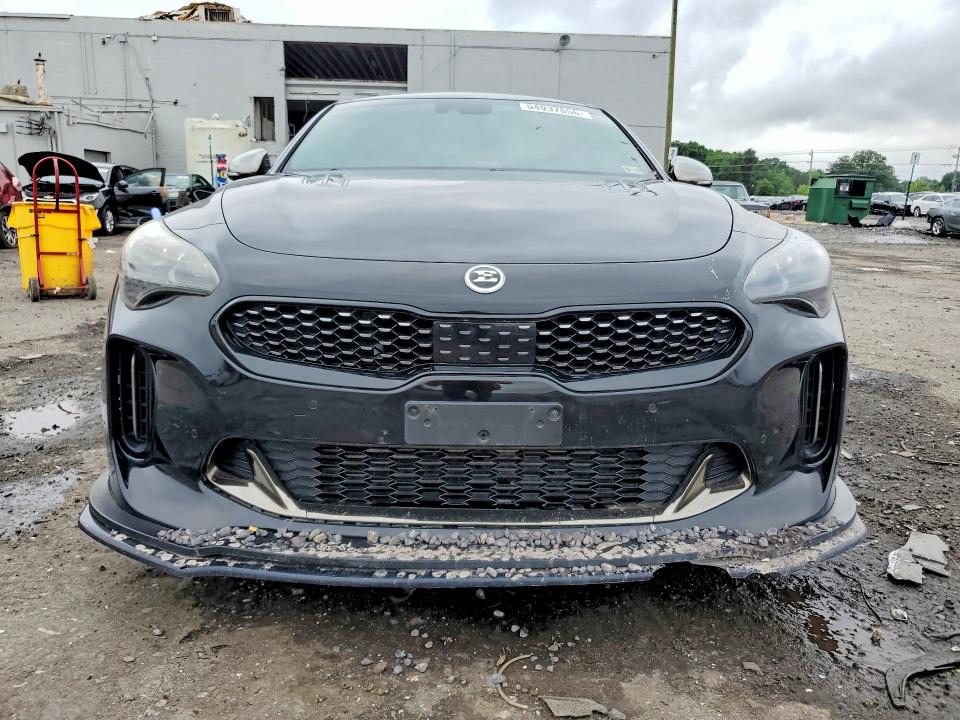 2018 Kia Stinger VIN KNAE55LC0J6016804 COPART salvage auction — REAR END, VA - CERT OF TITLE - SALVAGE, sold $6,000 on 2026-07-29 (photo 5)