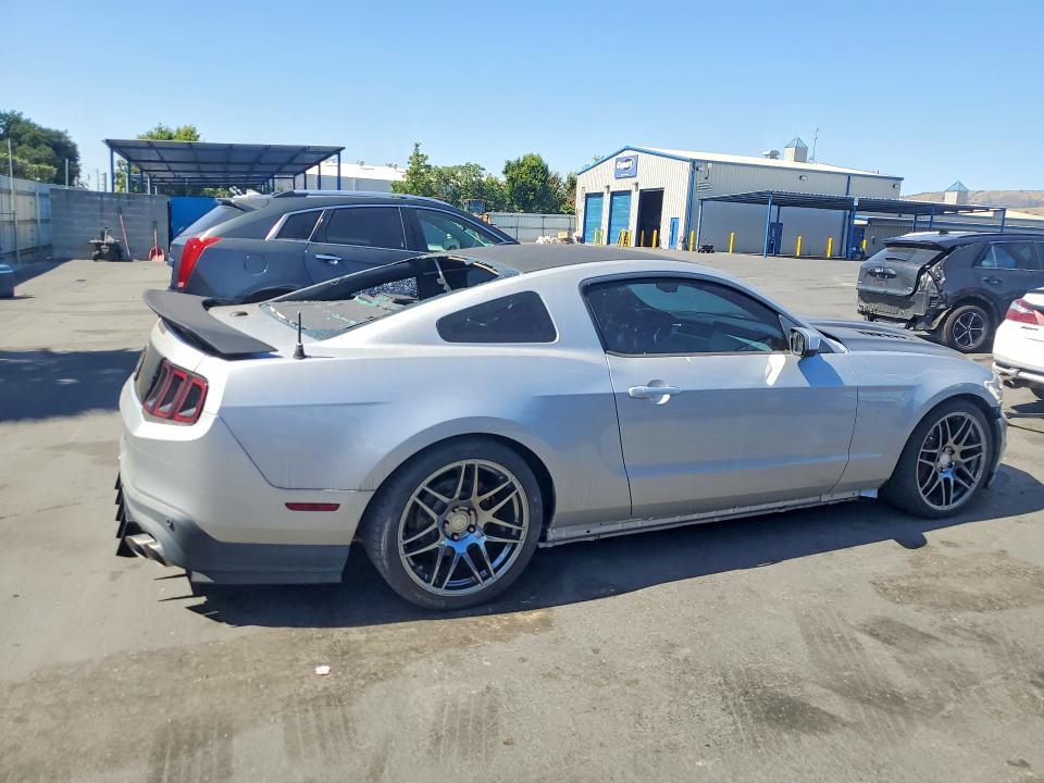 2012 Ford Mustang VIN 1ZVBP8CF9C5240896 COPART salvage auction — VANDALISM, Ca - Non-Repairable Vehicle Cert, sold $100 on 2026-07-02 (photo 3)