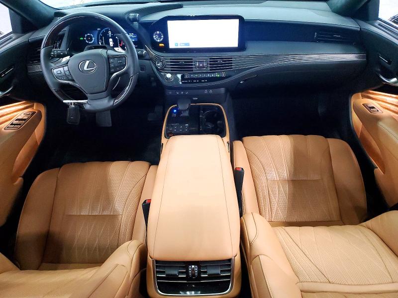 2024 Lexus Ls 500 VIN JTHG5LGF7R5012494 COPART salvage auction — WATER/FLOOD, IL - SALVAGE CERT-FLOOD, sold $36,750 on 2026-08-18 (photo 8)