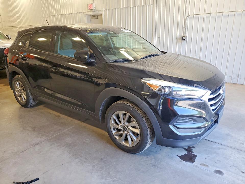 2017 Hyundai Tucson VIN KM8J23A44HU565997 COPART salvage auction — VANDALISM, Mn - Cert Of Title-Salvage, sold $300 on 2026-07-28 (photo 4)