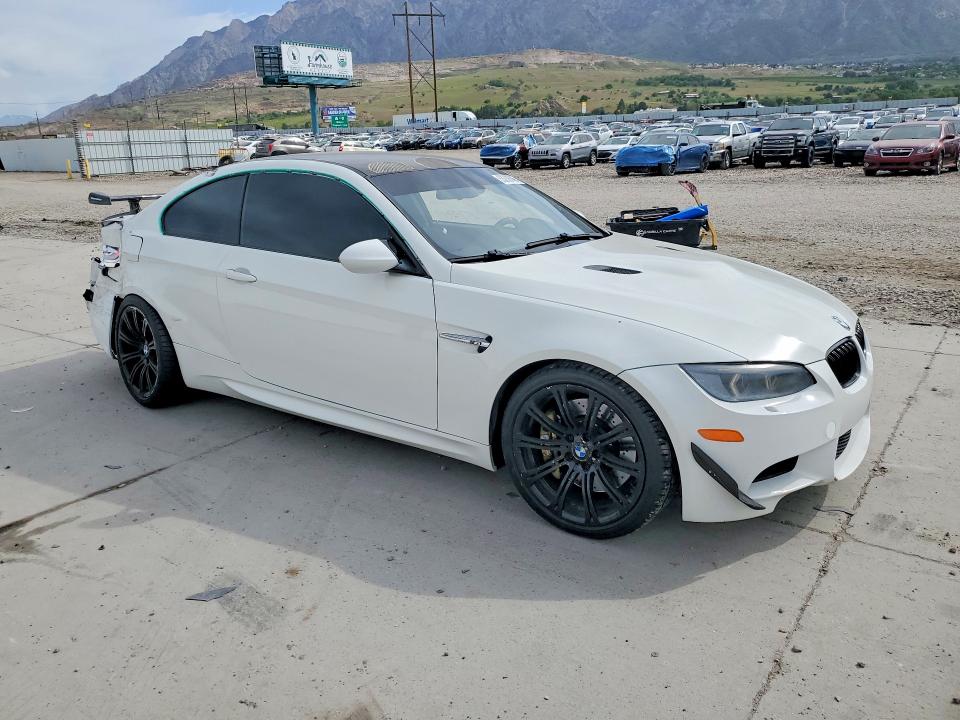 2008 BMW M3 VIN WBSWD93598PY42423 COPART salvage auction — REAR END, Ut - Salvage Certificate, sold $7,300 on 2026-08-03 (photo 4)