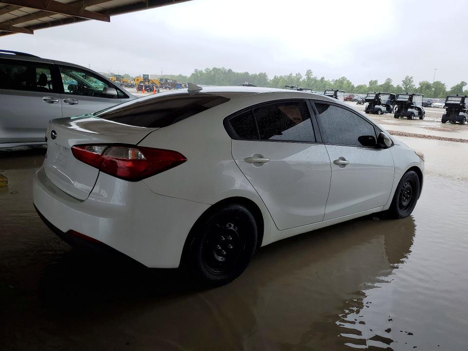 2016 Kia Forte VIN KNAFX4A66G5522500 COPART salvage auction — NORMAL WEAR, Tx - Certificate Of Title, sold $1,750 on 2026-07-07 (photo 3)