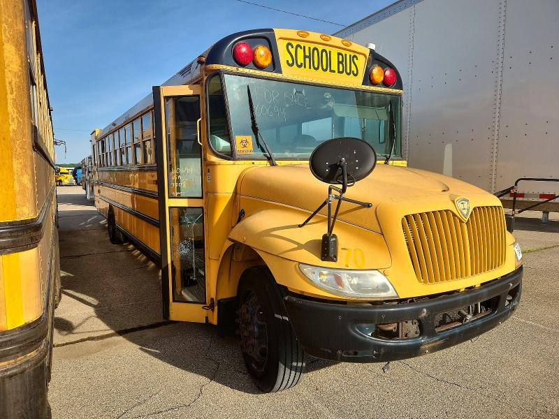 2014 Ic VIN 4DRBUAAN7EB780728 COPART salvage auction — SIDE, Oh - Certificate Of Title, sold $1,450 on 2026-10-14 (photo 1)