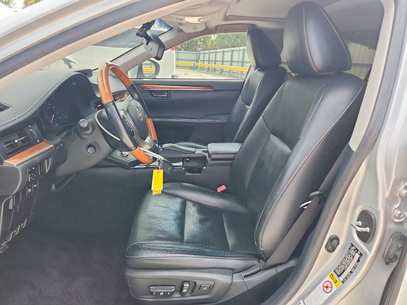 2013 Lexus VIN JTHBW1GG9D2013838 COPART salvage auction — FRONT END, Fl - Cert Of Title Slvg Rebuildable, sold $1,400 on 2026-07-08 (photo 7)