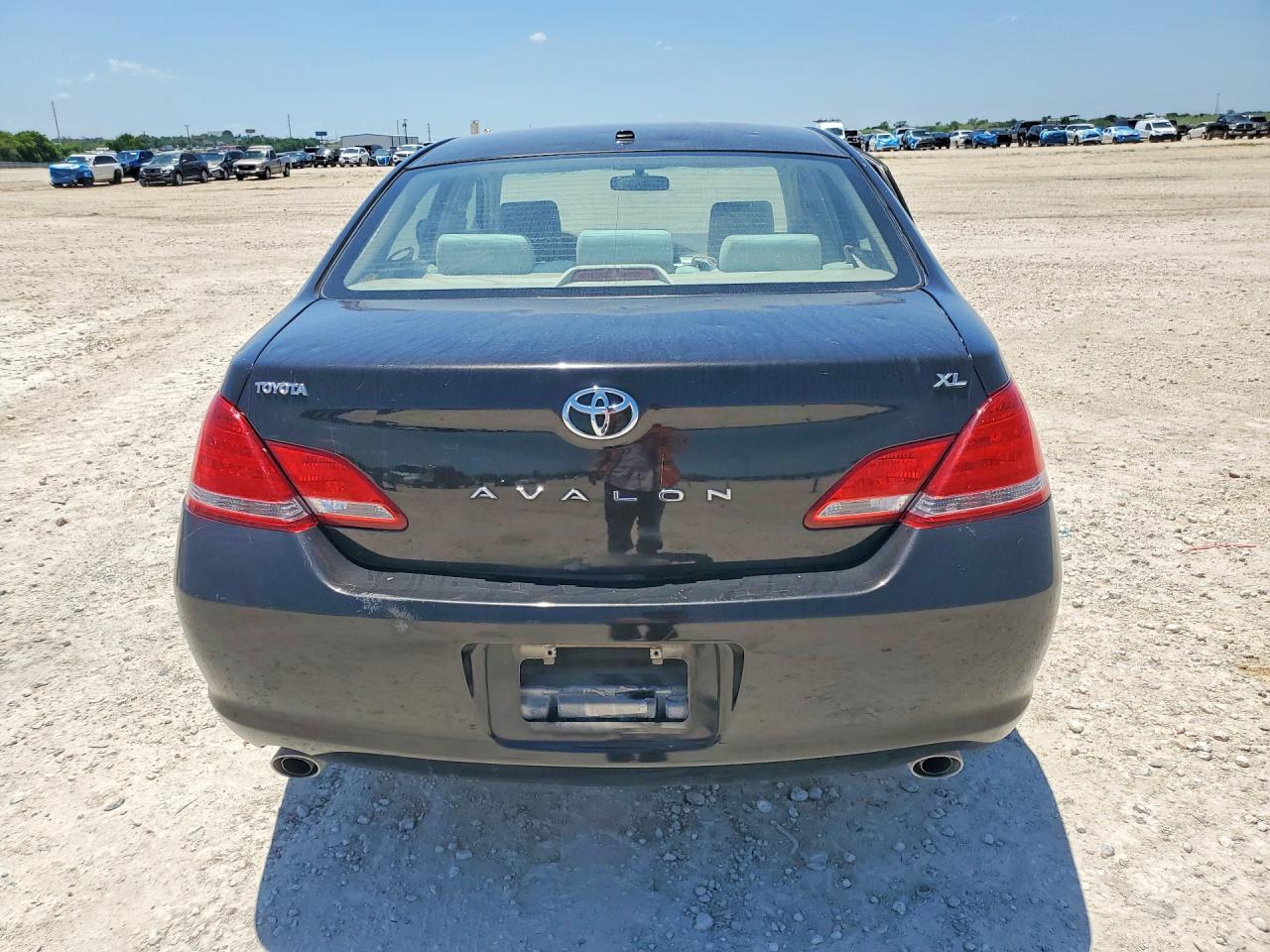 2010 Toyota Avalon VIN 4T1BK3DB8AU361689 COPART salvage auction — Side, TX - SALVAGE VEHICLE TITLE, sold $1,050 on 2026-07-09 (photo 6)
