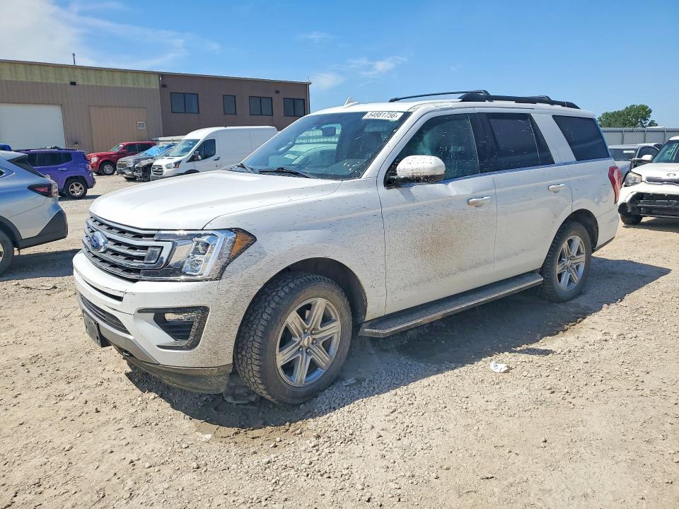 2021 Ford Expedition VIN 1FMJU1JTXMEA85084 — COPART salvage auction photo