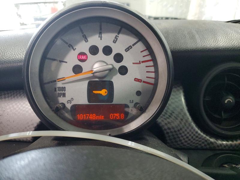 2009 Mini Cooper VIN WMWMF73569TW84657 COPART salvage auction — Burn Engine, NY - MV-907A SALVAGE CERTIFICATE, sold $450 on 2026-07-27 (photo 9)