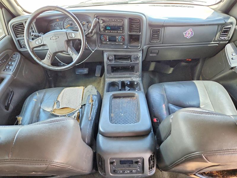 2004 Chevrolet Silverado VIN 2GCEK13T141340523 COPART salvage auction — SIDE, Co - Public - Salvage Title, sold $1,800 on 2026-07-22 (photo 8)