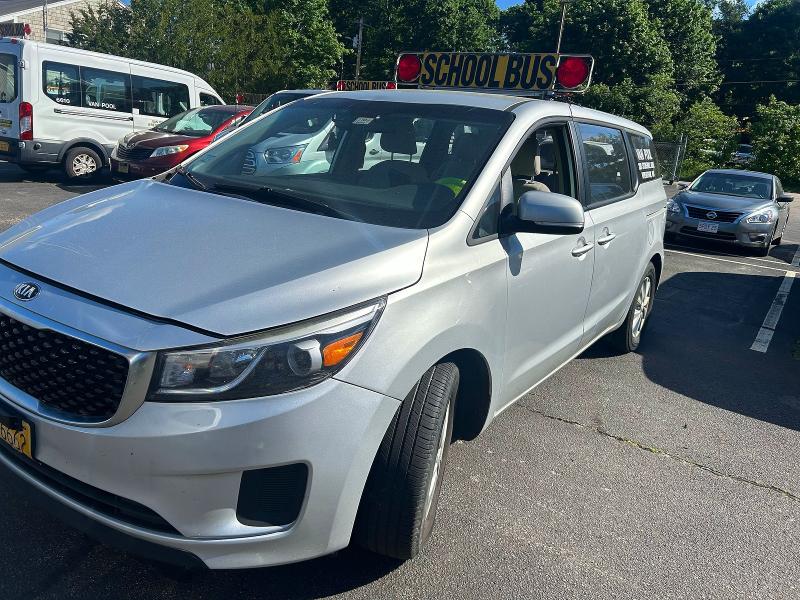 2017 Kia SEDONA VIN KNDMA5C18H6259666 COPART salvage auction — NORMAL WEAR, MA - CERTIFICATE OF TITLE (P), sold $700 on 2026-07-02 (photo 2)