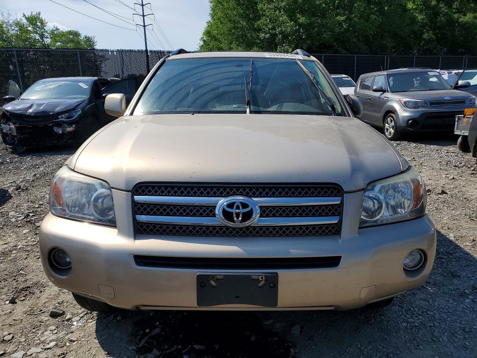 2006 Toyota Highlander hybrid VIN JTEEW21AX60010417 COPART salvage auction — SIDE, Va - Cert Of Title - Salvage, sold $975 on 2026-07-07 (photo 5)