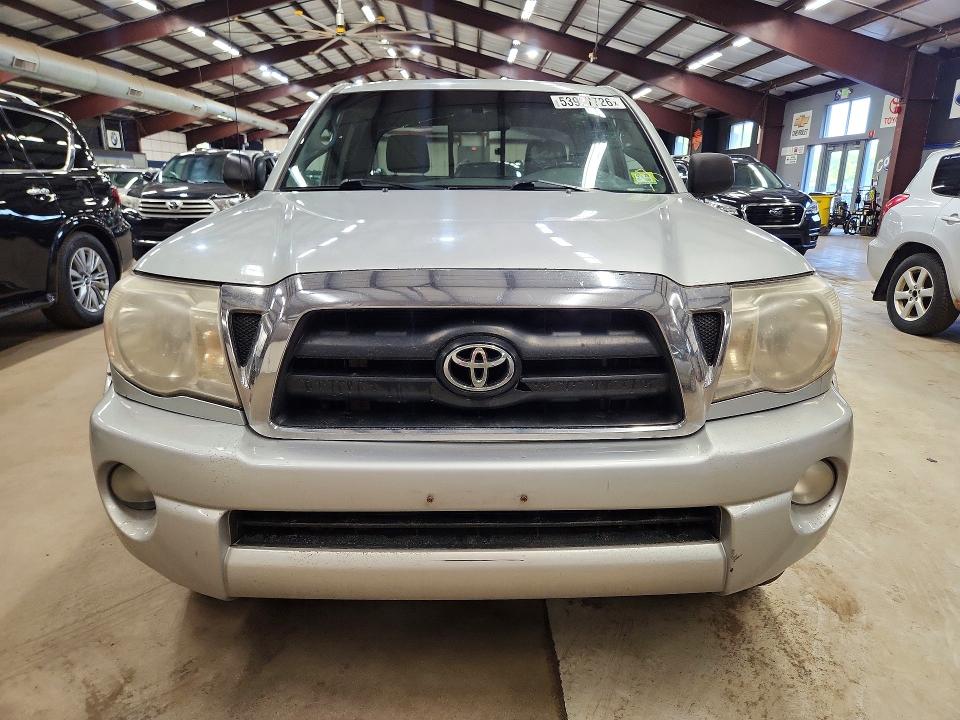 2005 Toyota Tacoma VIN 5TEUU42N85Z137975 COPART salvage auction — MINOR DENT/SCRATCHES, Vt - Certificate Of Title, sold $3,500 on 2026-07-14 (photo 5)