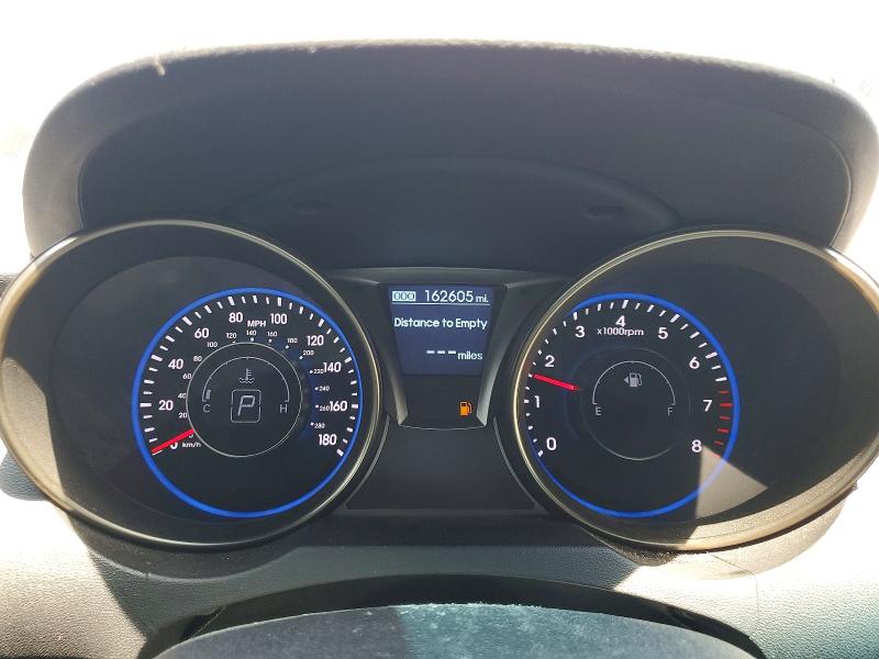 2015 Hyundai Genesis VIN KMHHU6KJ6FU126246 COPART salvage auction — MINOR DENT/SCRATCHES, Ca - Salvage Certificate, sold $2,400 on 2026-07-09 (photo 9)