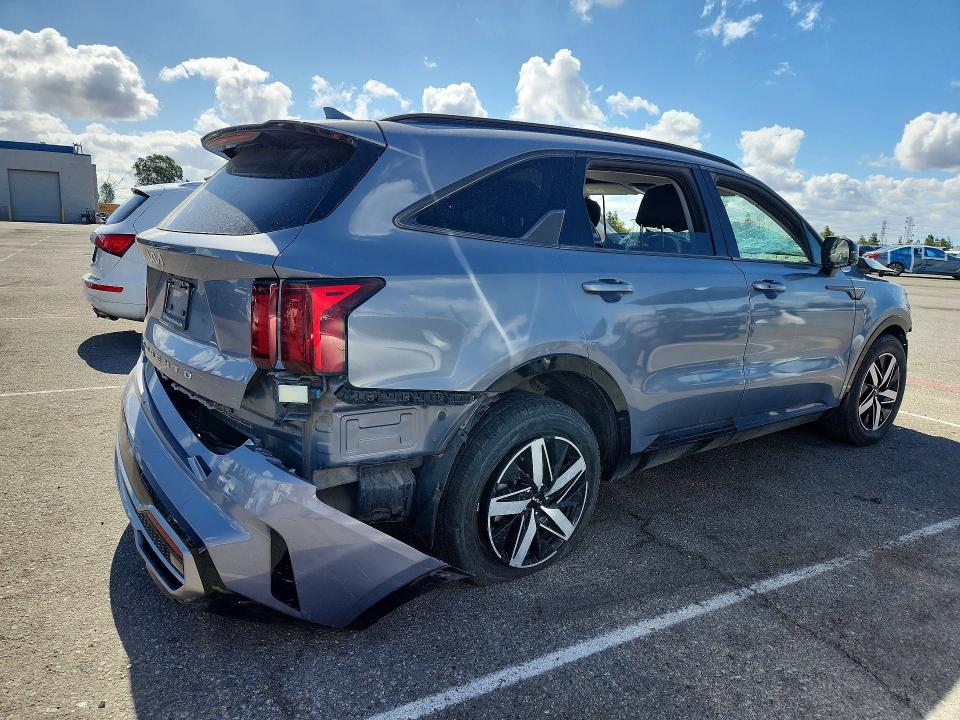2022 Kia Sorento VIN 5XYRL4LCXNG086883 COPART salvage auction — ALL OVER, Ca - Salvage Certificate, sold $1,700 on 2026-07-30 (photo 3)