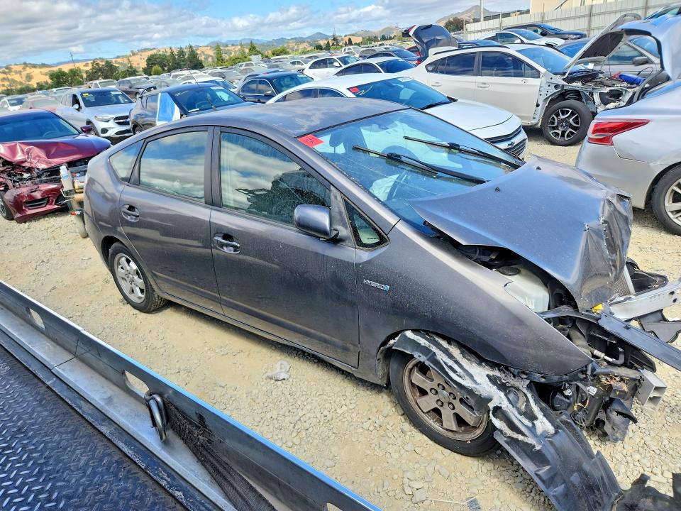 2007 Toyota Prius VIN JTDKB20U173273524 COPART salvage auction — FRONT END, Ca - Non-Repairable Vehicle Cert, sold $475 on 2026-07-09 (photo 4)