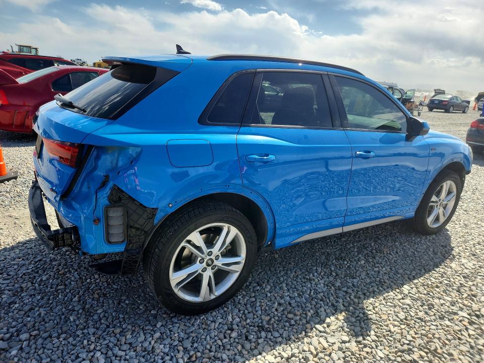 2021 Audi Q3 VIN WA1EECF38M1023126 COPART salvage auction — FRONT END, Co - Public - Salvage Title, sold $7,200 on 2026-07-07 (photo 3)