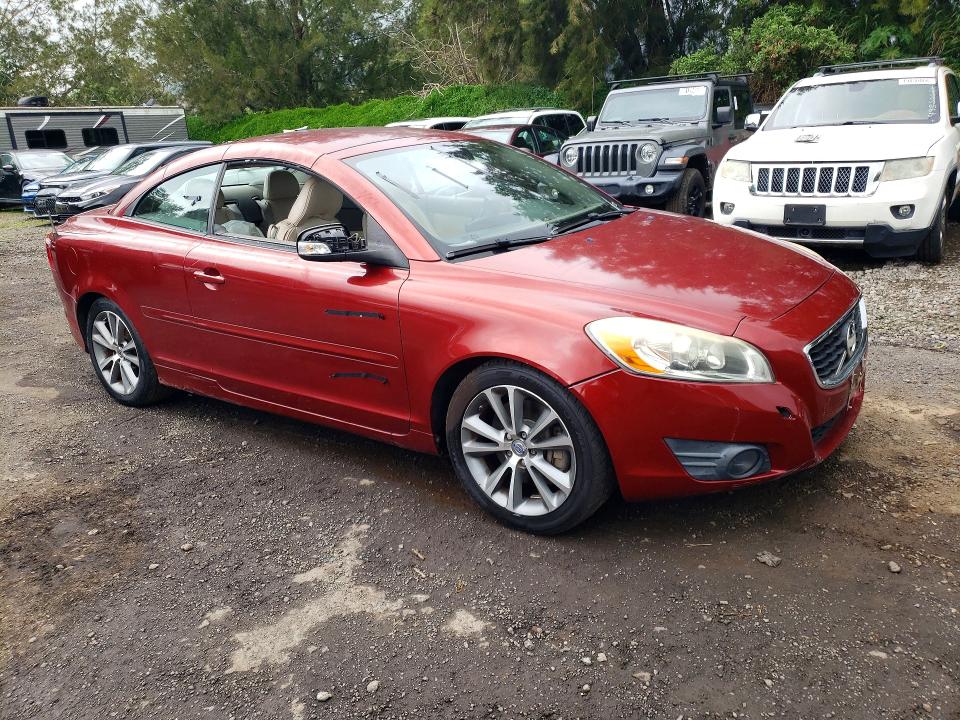 2011 Volvo C70 VIN YV1672MC5BJ110362 COPART salvage auction — VANDALISM, Hi - Certificate Of Title, sold $1 on 2026-07-20 (photo 4)
