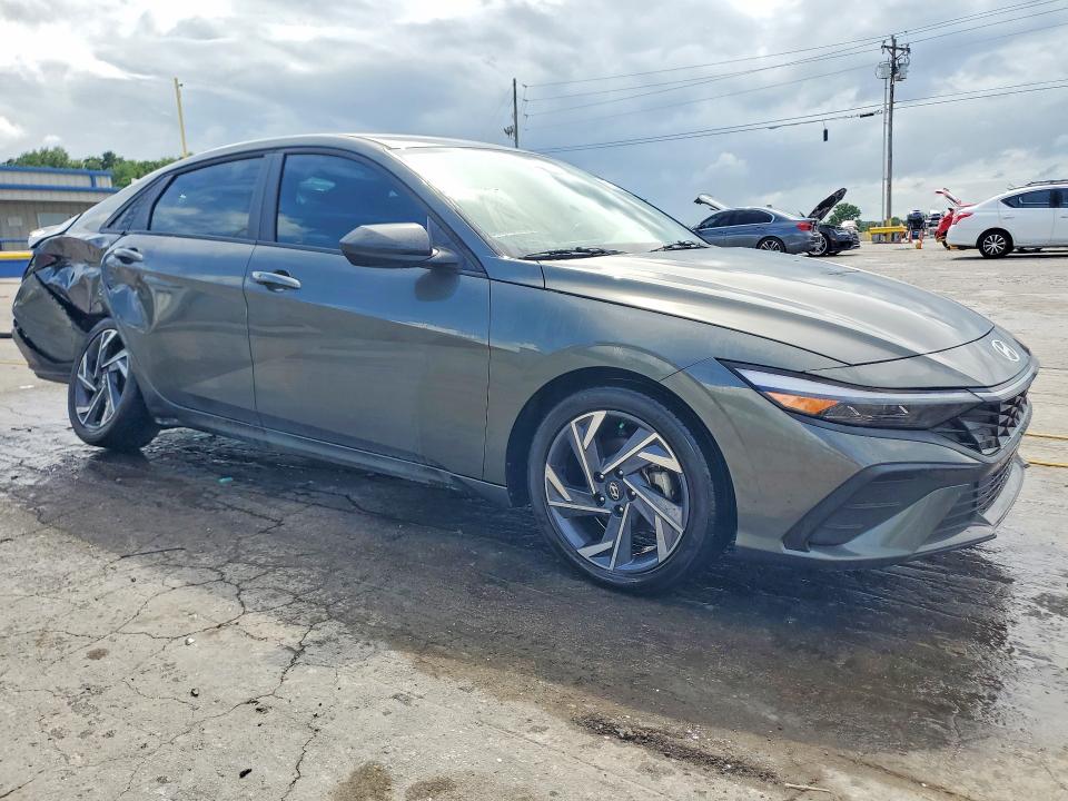 2025 Hyundai Elantra VIN KMHLM4DG4SU868347 COPART salvage auction — REAR END, TN - SALVAGE CERTIFICATE, sold $5,600 on 2026-07-27 (photo 4)
