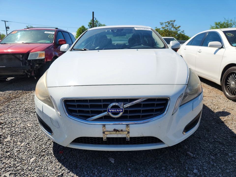 2012 Volvo S60 VIN YV1622FS0C2102717 COPART salvage auction — SIDE, NJ - CERT OF TITLE-SALVAGE, sold $400 on 2026-07-24 (photo 5)