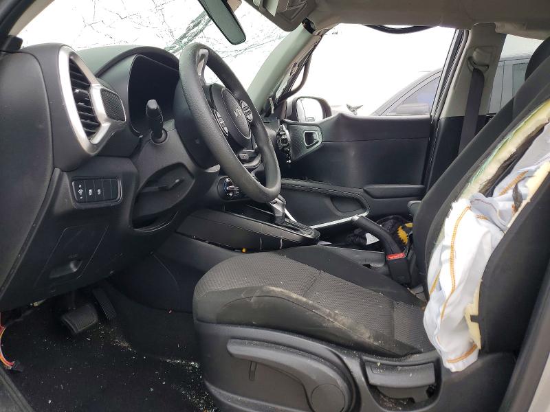 2025 Kia Soul VIN KNDJ23AU8S7958721 COPART salvage auction — SIDE, Tx - Salvage Vehicle Title, sold $1,600 on 2026-07-13 (photo 7)
