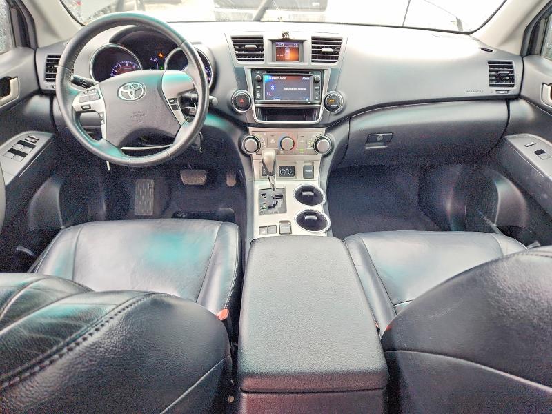 2013 Toyota Highlander VIN 5TDBK3EH0DS273249 COPART salvage auction — FRONT END, Or - Salvage Title Certificate, sold $2,950 on 2026-07-14 (photo 8)