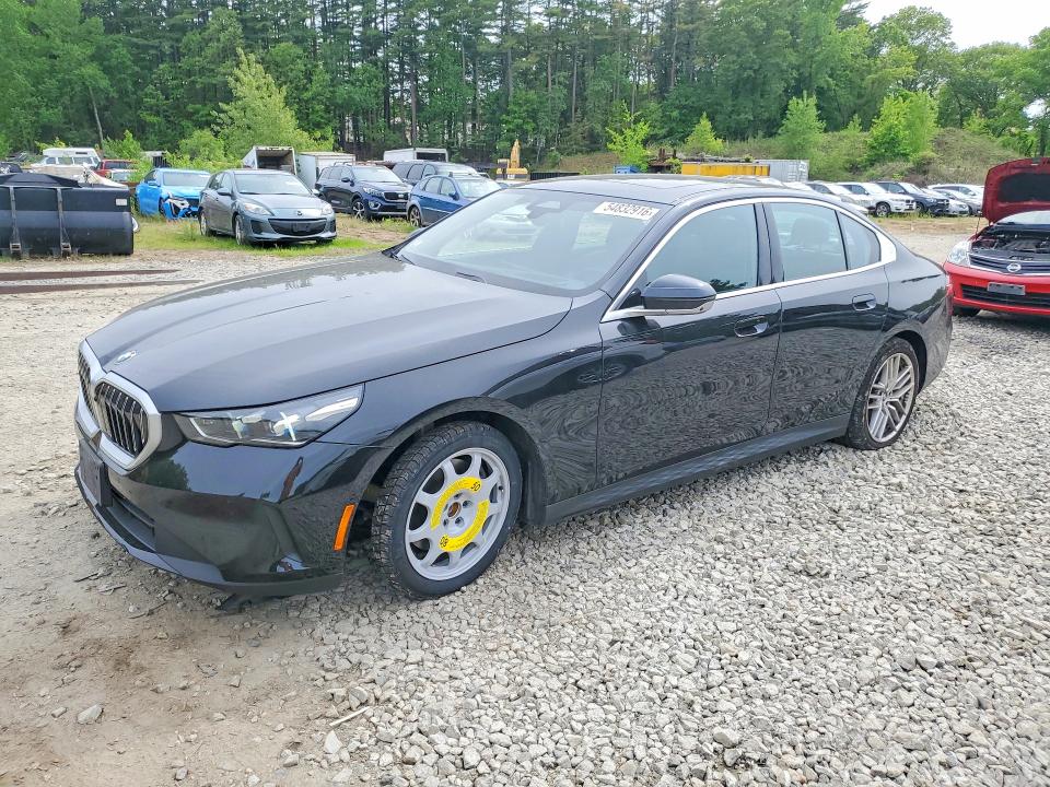 2024 BMW 5er VIN WBA53FJ05RCP81282 COPART salvage auction — MINOR DENT/SCRATCHES, Ma - Cert Of Title-Salvage, sold $31,500 on 2026-07-08 (photo 1)