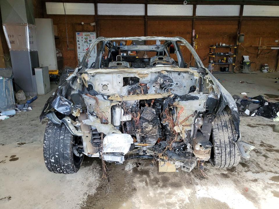 2024 Tesla Model y VIN 7SAYGDEE9RA318787 COPART salvage auction — BURN, PA - CERTIFICATE OF SALVAGE, sold $175 on 2026-07-02 (photo 5)