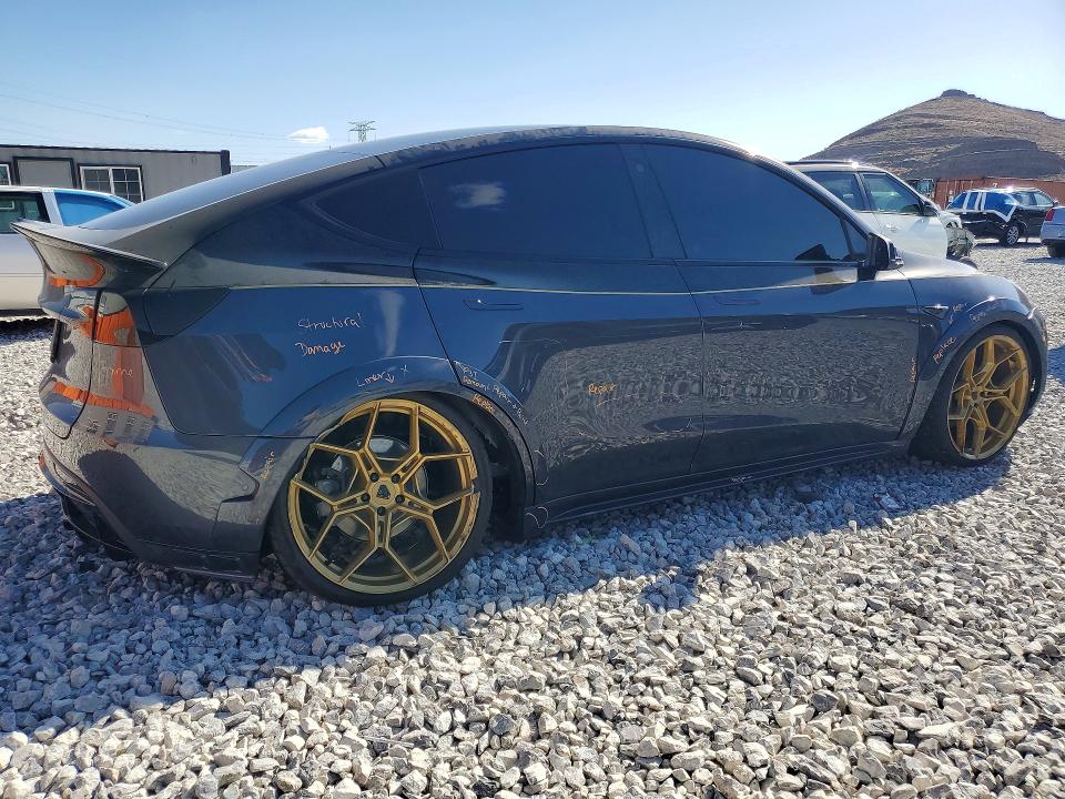 2021 Tesla Model y VIN 5YJYGDEE1MF293733 COPART salvage auction — UNDERCARRIAGE, NV - SALVAGE TITLE, sold $9,500 on 2026-07-22 (photo 3)