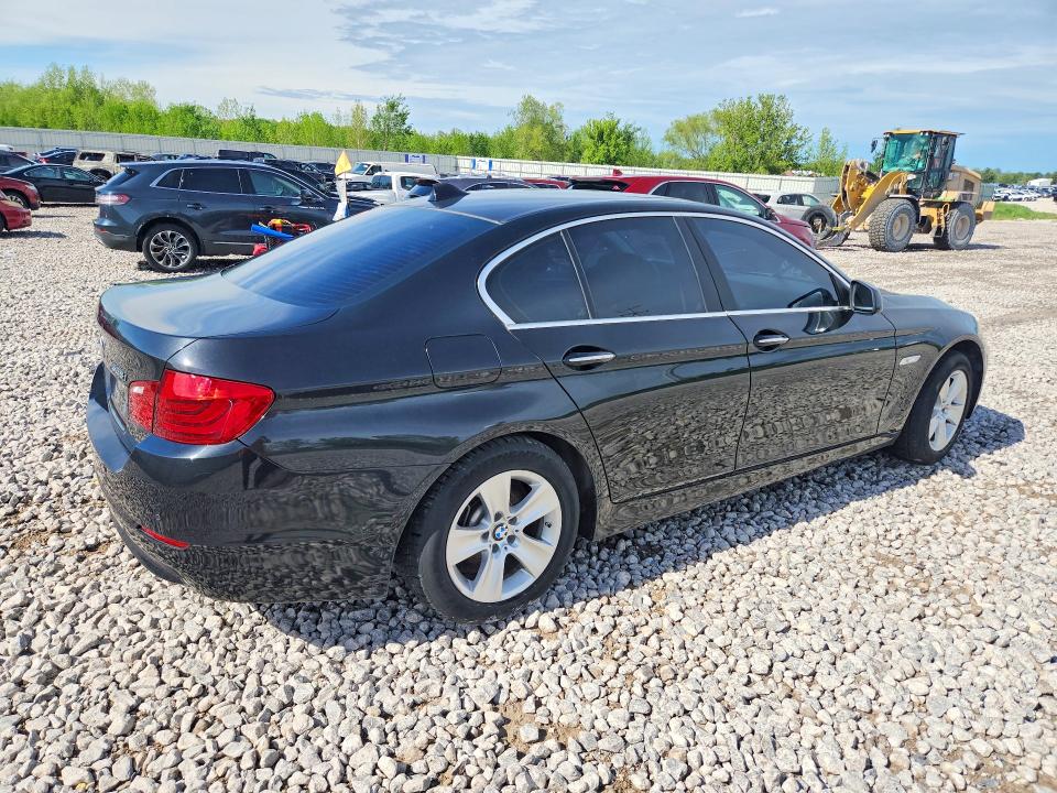 2013 BMW 5er VIN WBAXH5C55DDW13013 COPART salvage auction — MECHANICAL, Mi - Dealer Only Clean Title, sold $1,500 on 2026-07-23 (photo 3)