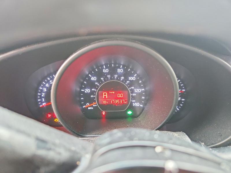 2017 Kia Soul VIN KNDJN2A24H7500764 COPART salvage auction — ROLLOVER, AL - CERT OF TITLE-SALVAGE TITLE, sold $425 on 2026-07-30 (photo 9)