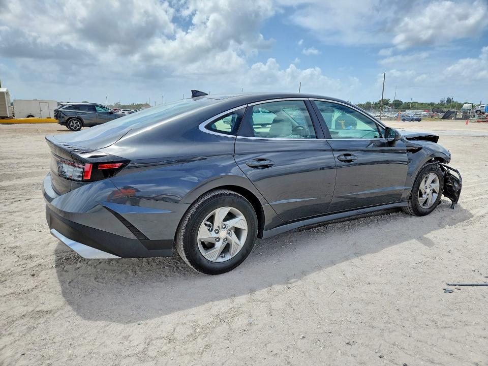 2026 Hyundai Sonata VIN KMHL24JA2TA579945 COPART salvage auction — FRONT END, Fl - Cert Of Title Slvg Rebuildable, sold $5,700 on 2026-07-16 (photo 3)