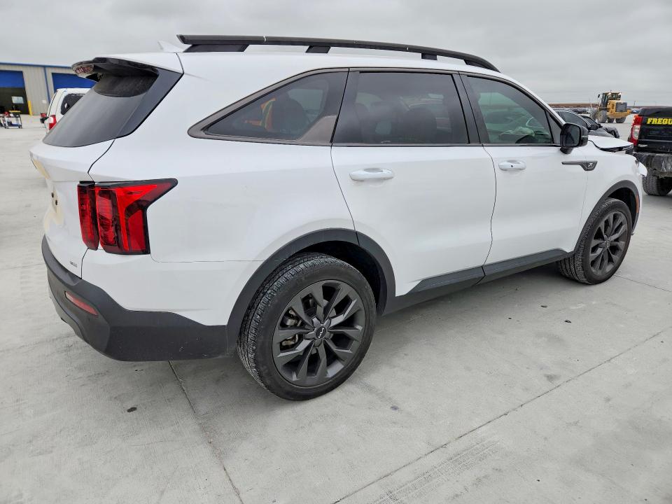 2023 Kia Sorento VIN 5XYRHDLF3PG230935 COPART salvage auction — FRONT END, Tx - Salvage Vehicle Title, sold $11,800 on 2026-07-10 (photo 3)