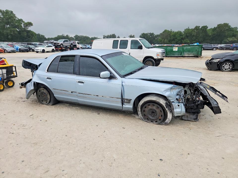 2003 Mercury Grand marquis VIN 2MEFM74W13X645668 COPART salvage auction — FRONT END, Fl - Cert Of Title Slvg Rebuildable, sold $250 on 2026-07-28 (photo 4)