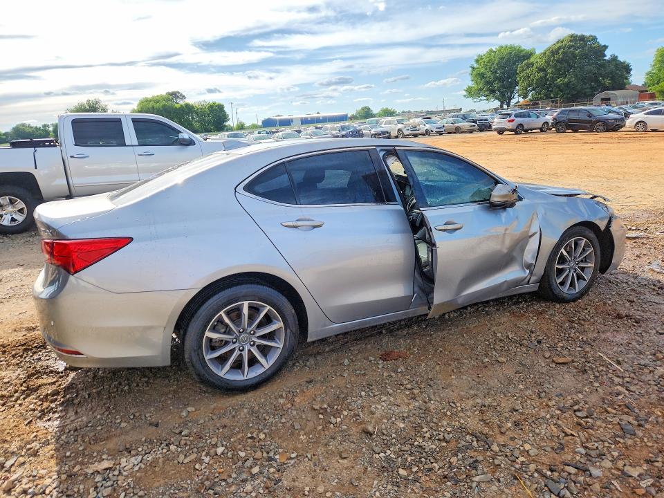 2018 Acura Tlx VIN 19UUB1F50JA001683 COPART salvage auction — ROLLOVER, AL - CERT OF TITLE-SALVAGE TITLE, sold $550 on 2026-07-29 (photo 3)