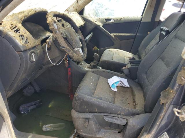 2014 Volkswagen VIN WVGAV3AX5EW519368 COPART salvage auction — WATER/FLOOD, Fl - Cert Of Title-Slvg Rebld Flood, sold $375 on 2026-08-18 (photo 7)
