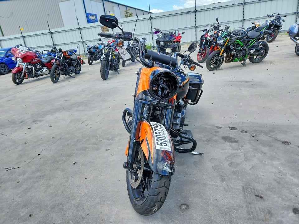 2023 Harley-davidson Fl VIN 1HD1KVP16PB615885 COPART salvage auction — MINOR DENT/SCRATCHES, Fl - Certificate Of Destruction, sold $7,000 on 2026-07-02 (photo 2)