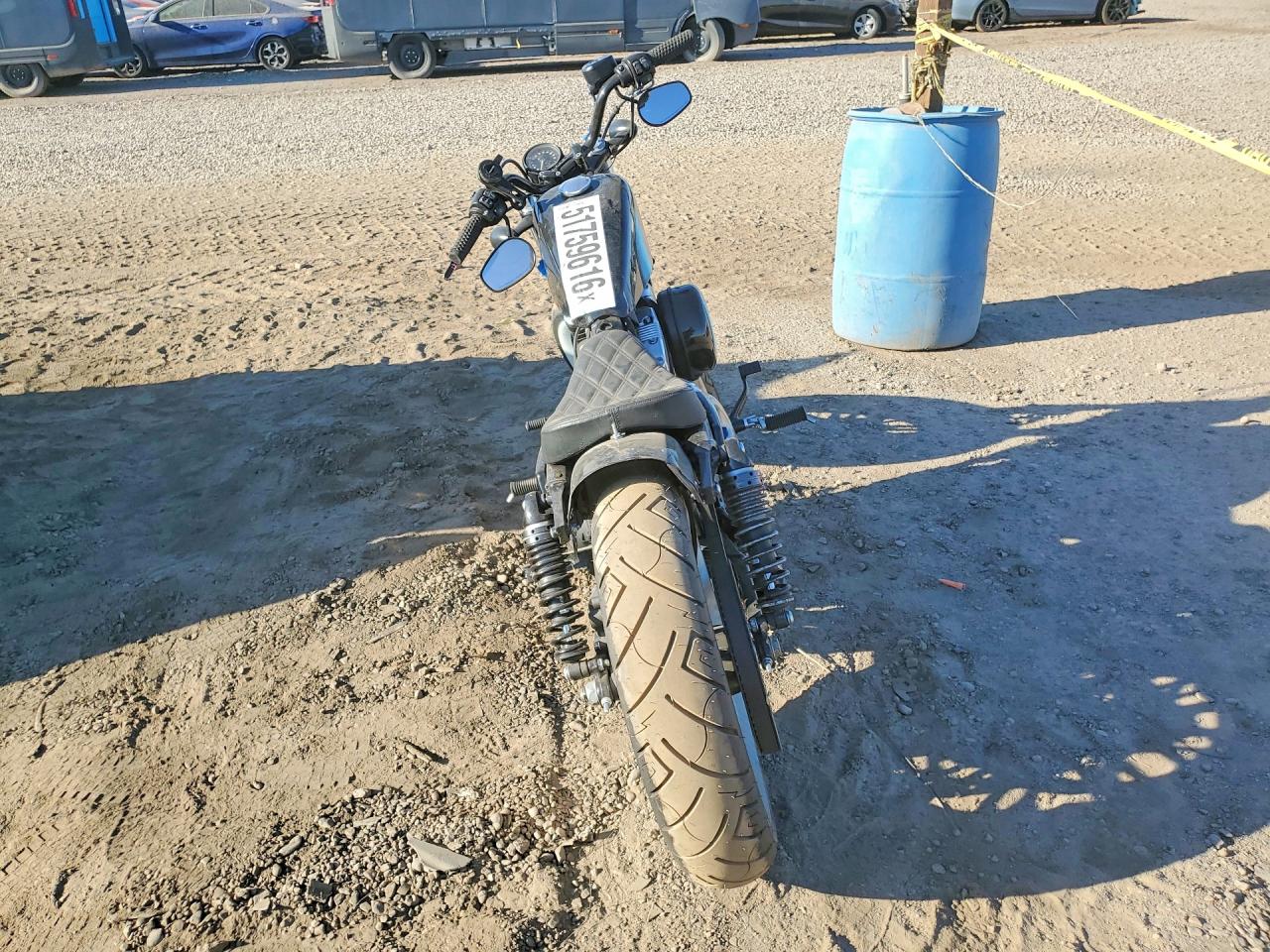 2020 Harley-Davidson XL1200 VIN 1HD1LC326LB433890 COPART salvage auction — Side, AZ - CERT OF TITLE - SALVAGE, sold $2,850 on 2026-07-09 (photo 4)