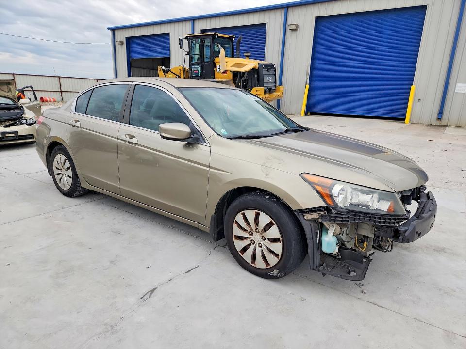2008 Honda Accord VIN JHMCP26338C078531 COPART salvage auction — FRONT END, Tx - Certificate Of Title, sold $225 on 2026-07-31 (photo 4)