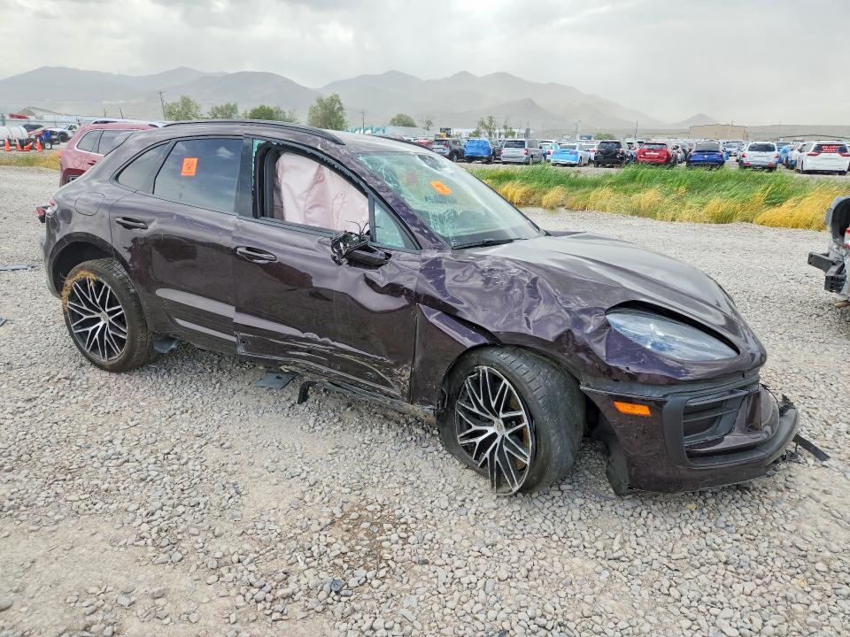 2023 Porsche VIN WP1AA2A54PLB07759 COPART salvage auction — FRONT END, Ut - Salvage Certificate, sold $5,500 on 2026-07-10 (photo 4)