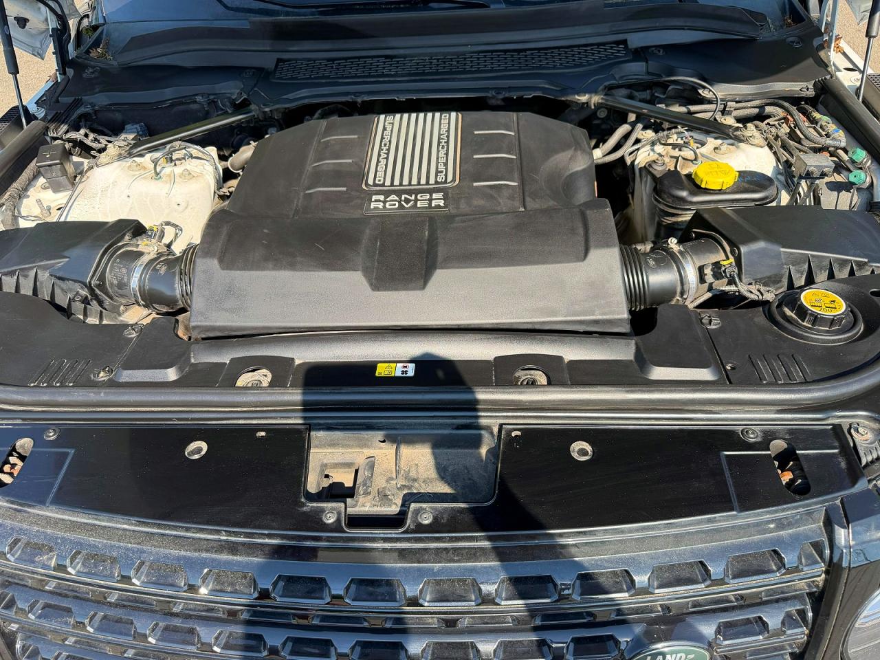 2015 Land Rover Range Rover VIN SALGS2TF9FA210354 COPART salvage auction — Minor Dent/Scratches, MA - CERTIFICATE OF TITLE (P), sold $13,000 on 2026-06-23 (photo 7)