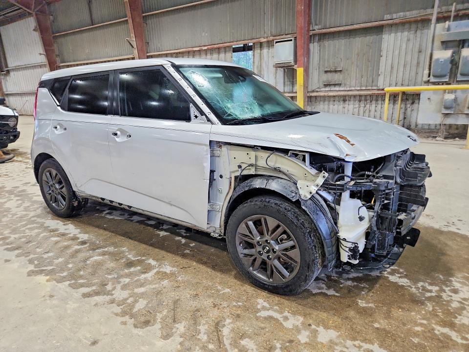 2021 Kia Soul VIN KNDJ23AU0M7794822 COPART salvage auction — FRONT END, Id - Salvage Certificate Of Title, sold $4,500 on 2026-07-17 (photo 4)