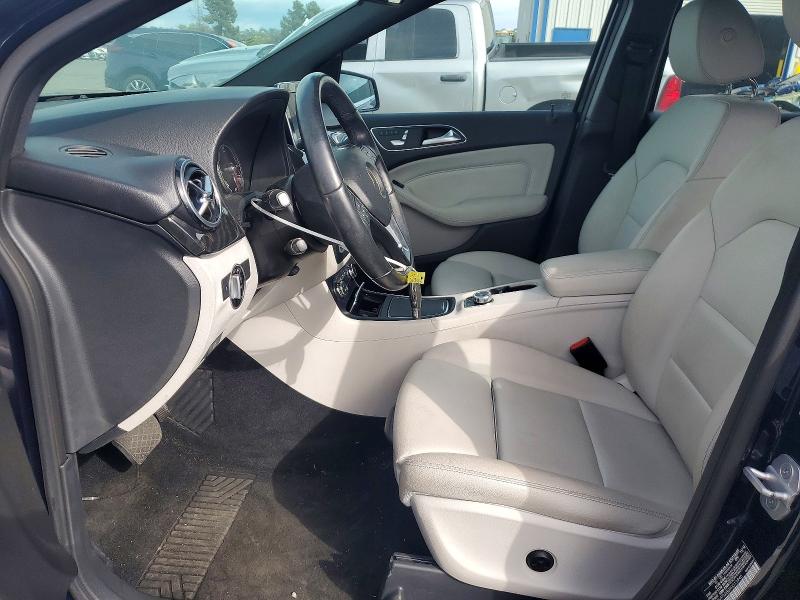 2017 Mercedes-benz B-klasse VIN WDDVP9AB0HJ013946 COPART salvage auction — MINOR DENT/SCRATCHES, Ca - Dis/Dlr/Exp Only Clean Title, sold $1,700 on 2026-07-10 (photo 7)