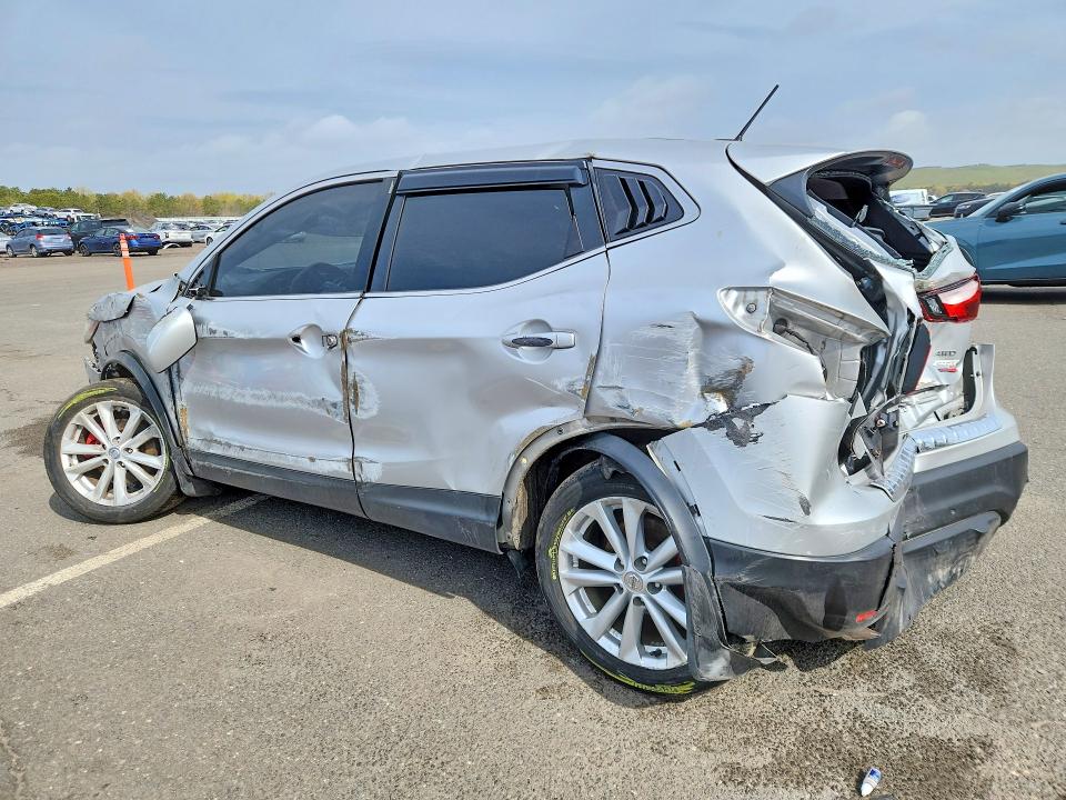 2017 Nissan Rogue VIN JN1BJ1CR9HW117951 COPART salvage auction — ROLLOVER, Ny - Mv-907A Salvage Certificate, sold $400 on 2026-07-13 (photo 2)