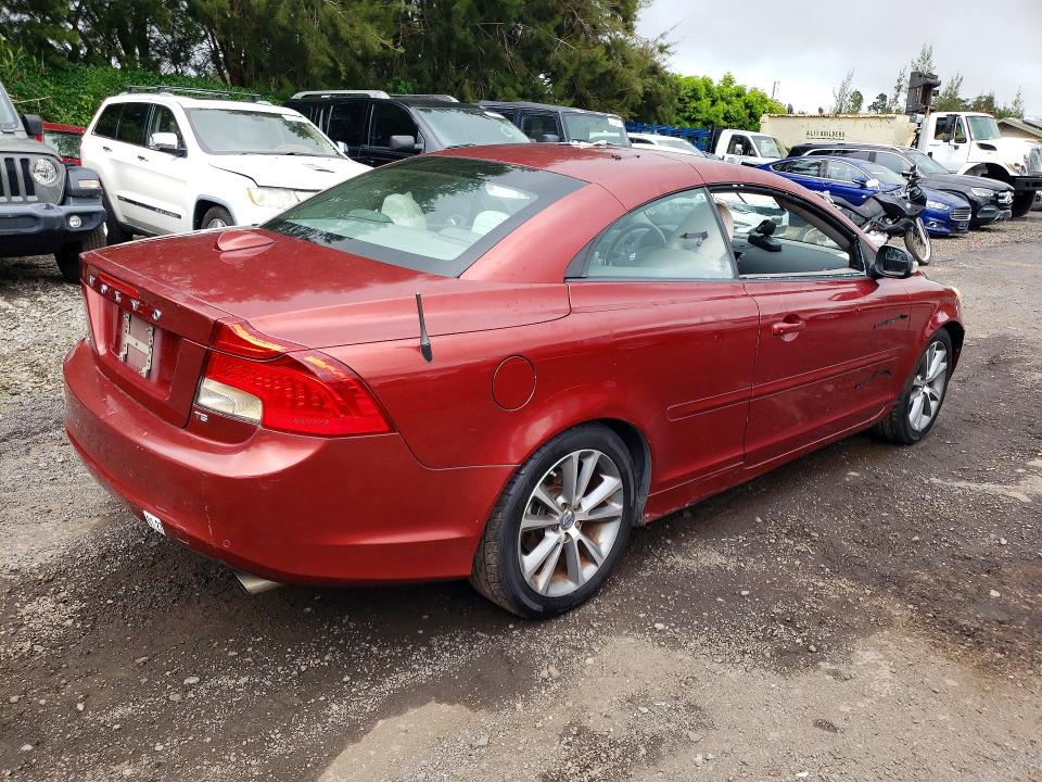 2011 Volvo C70 VIN YV1672MC5BJ110362 COPART salvage auction — VANDALISM, Hi - Certificate Of Title, sold $1 on 2026-07-20 (photo 3)
