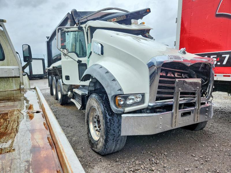 2020 Mack Granite VIN 1M2GR3GC0LM012910 COPART salvage auction — ROOF, TN - SALVAGE CERTIFICATE, sold $2,500 on 2026-09-03 (photo 1)